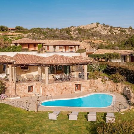 Villa Domus Ardea Capo Coda Cavallo Ngoại thất bức ảnh